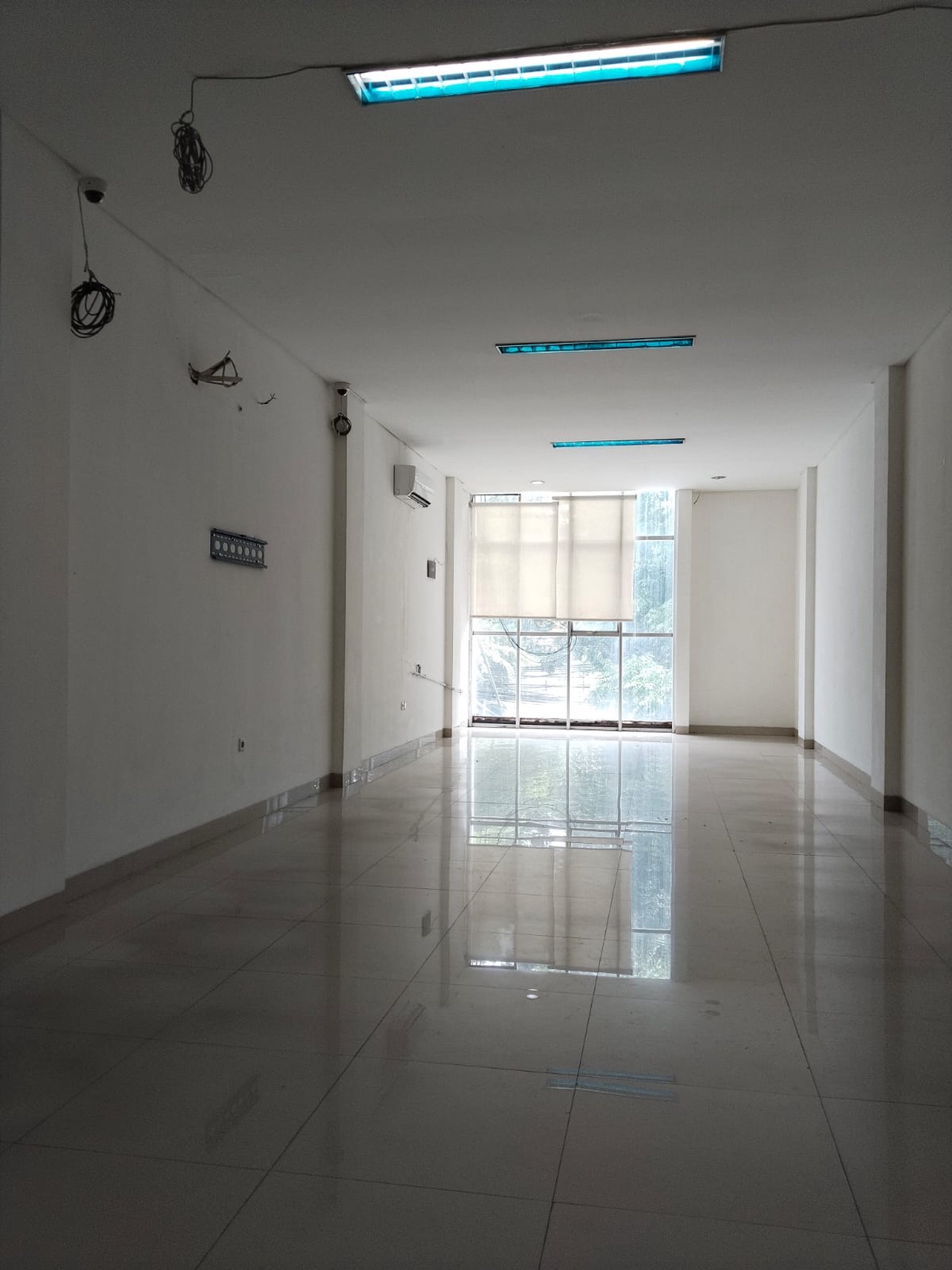  Jual Ruko Bintaro Strategis 3lt .Pinggir Jalan Ramai.. cocok untuk usaha di Bintaro Jakarta Selatan.