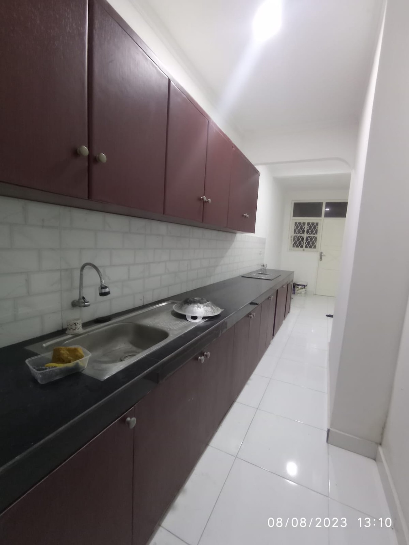 Rumah Dengan Lokasi Strategis dan Lingkungan Asri @Cimandiri 5, Bintaro.