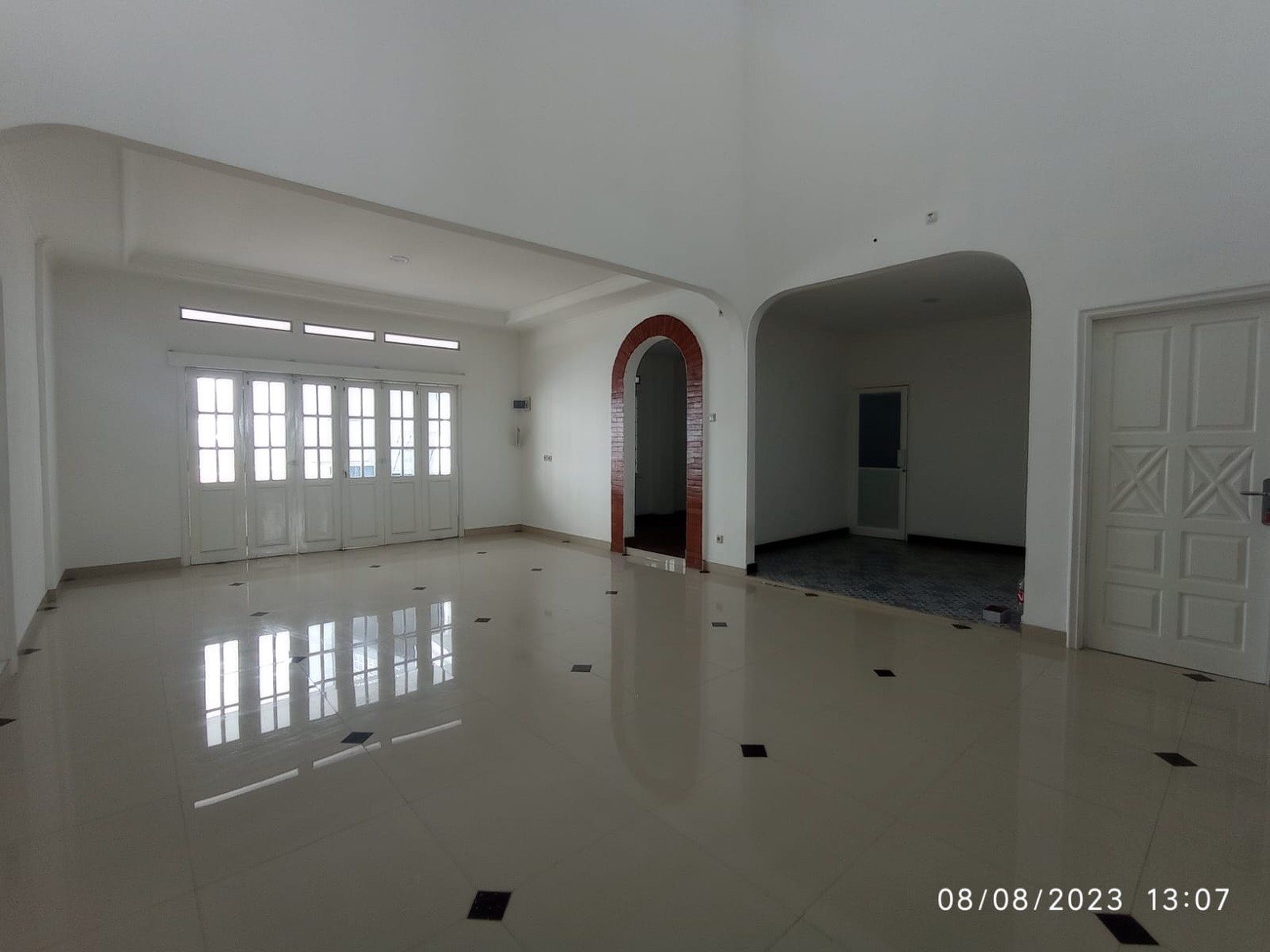 Rumah Dengan Lokasi Strategis dan Lingkungan Asri @Cimandiri 5, Bintaro.