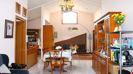 Dijual Rumah Lokasi Di Jl. Camar Raya, Bintaro