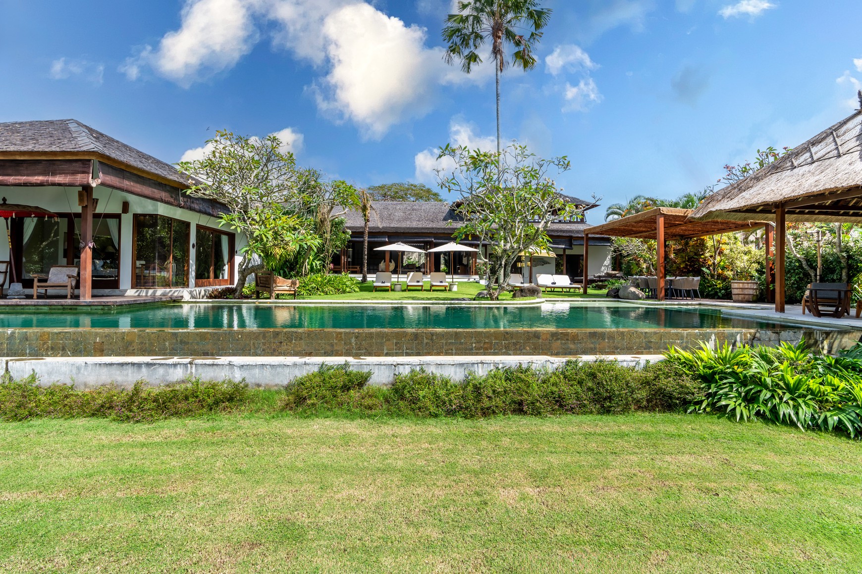 Rent yearly - Your dream property in the heart of Pererenan, one of the very last plots of land left