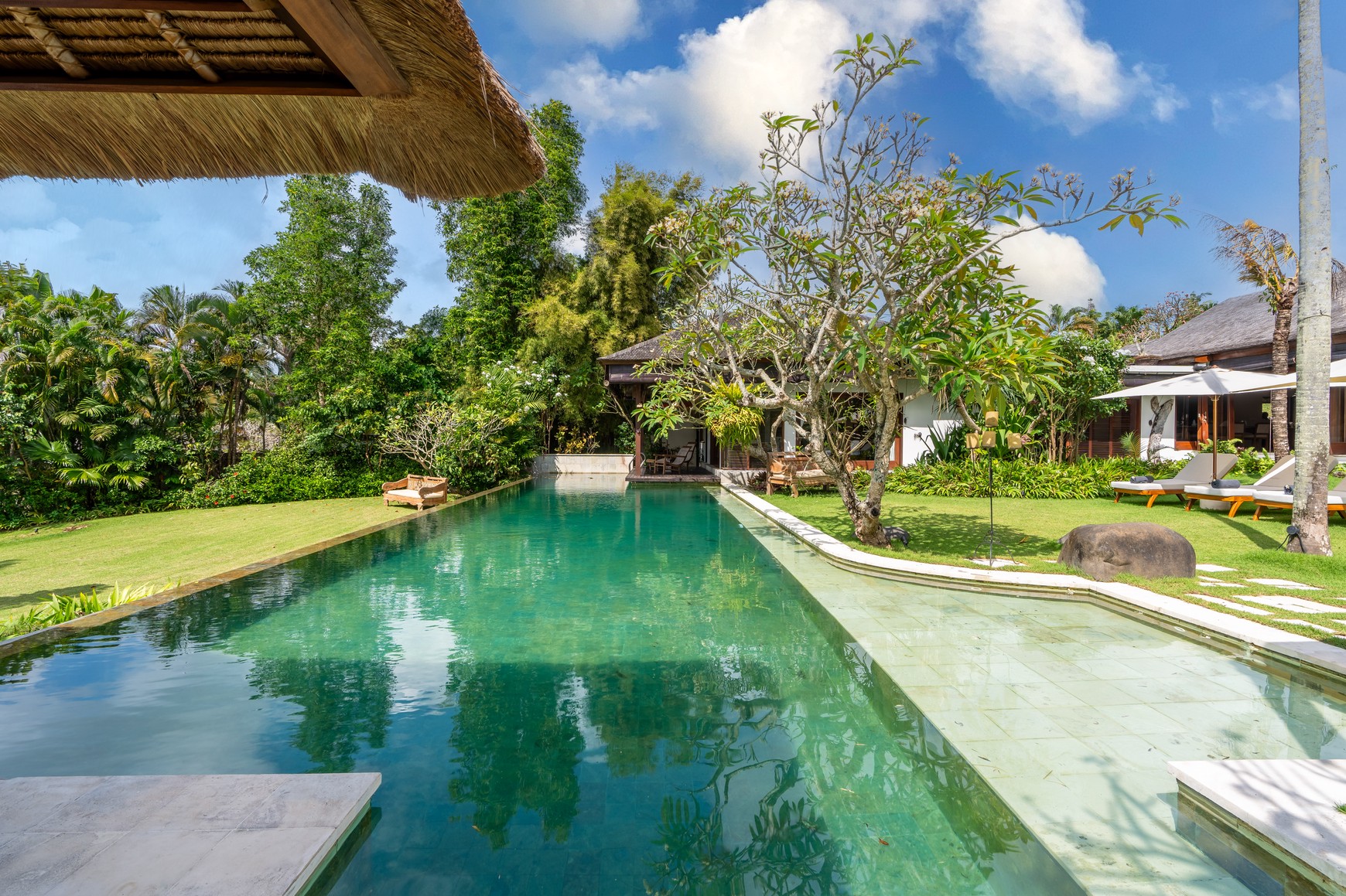 Rent yearly - Your dream property in the heart of Pererenan, one of the very last plots of land left