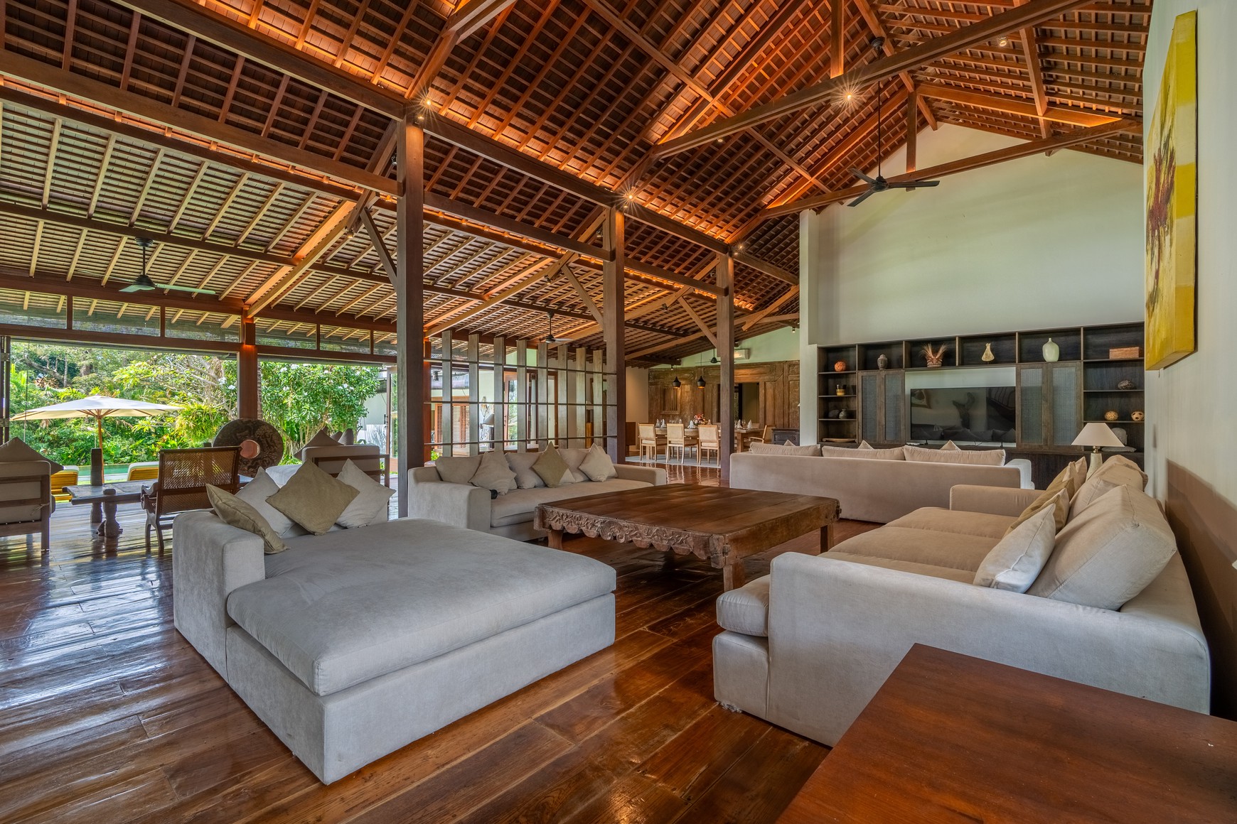 Rent yearly - Your dream property in the heart of Pererenan, one of the very last plots of land left