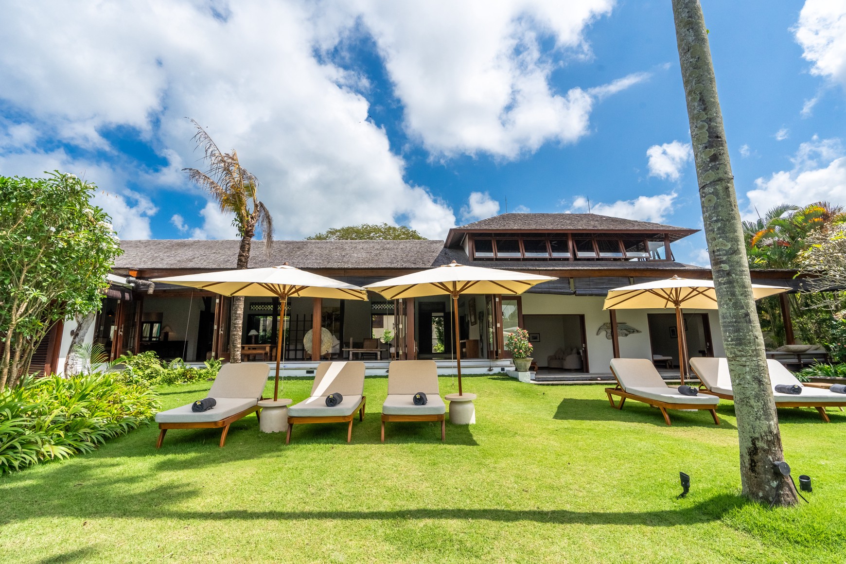 Rent yearly - Your dream property in the heart of Pererenan, one of the very last plots of land left