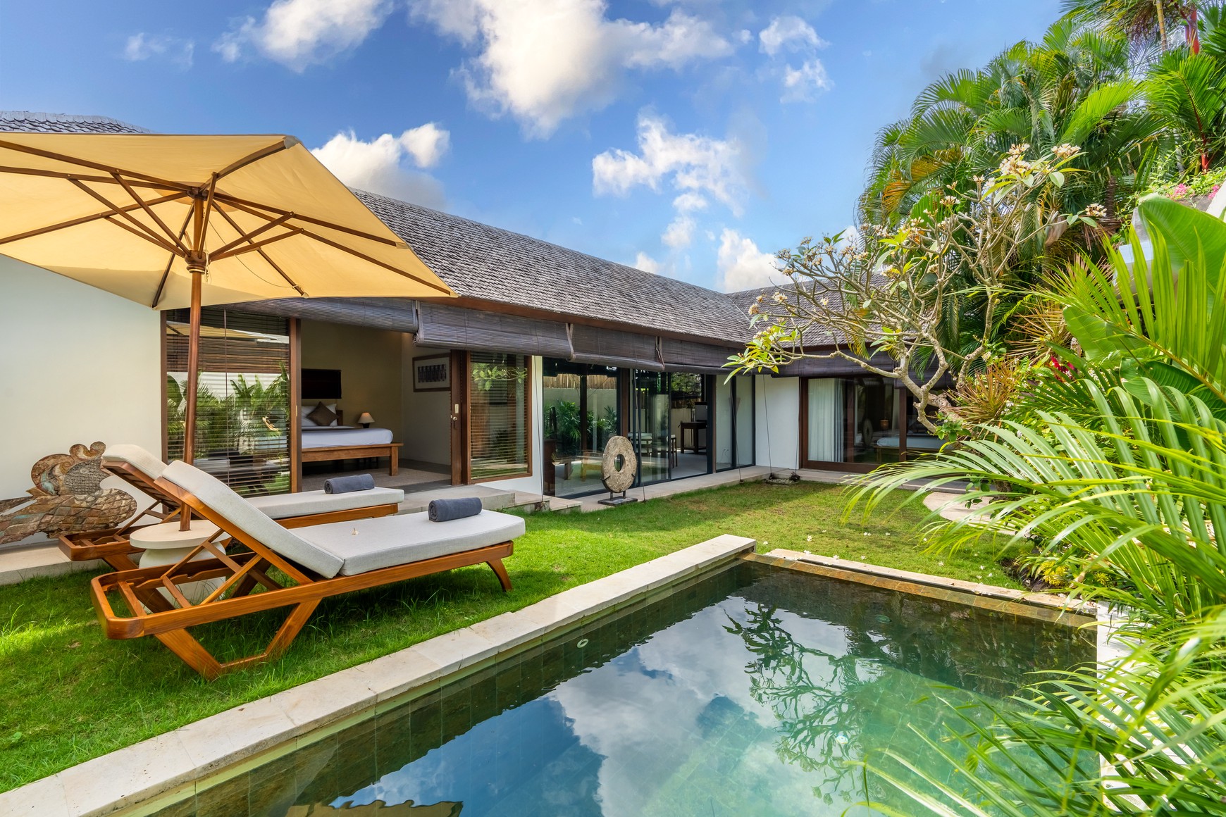 Rent yearly - Your dream property in the heart of Pererenan, one of the very last plots of land left