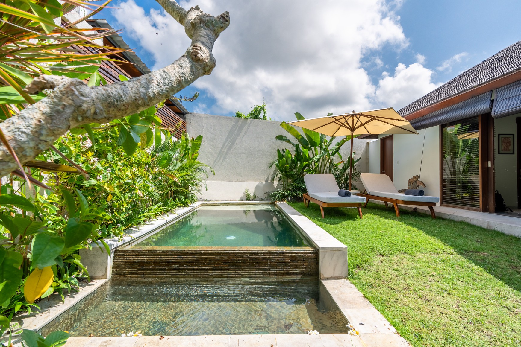 Rent yearly - Your dream property in the heart of Pererenan, one of the very last plots of land left