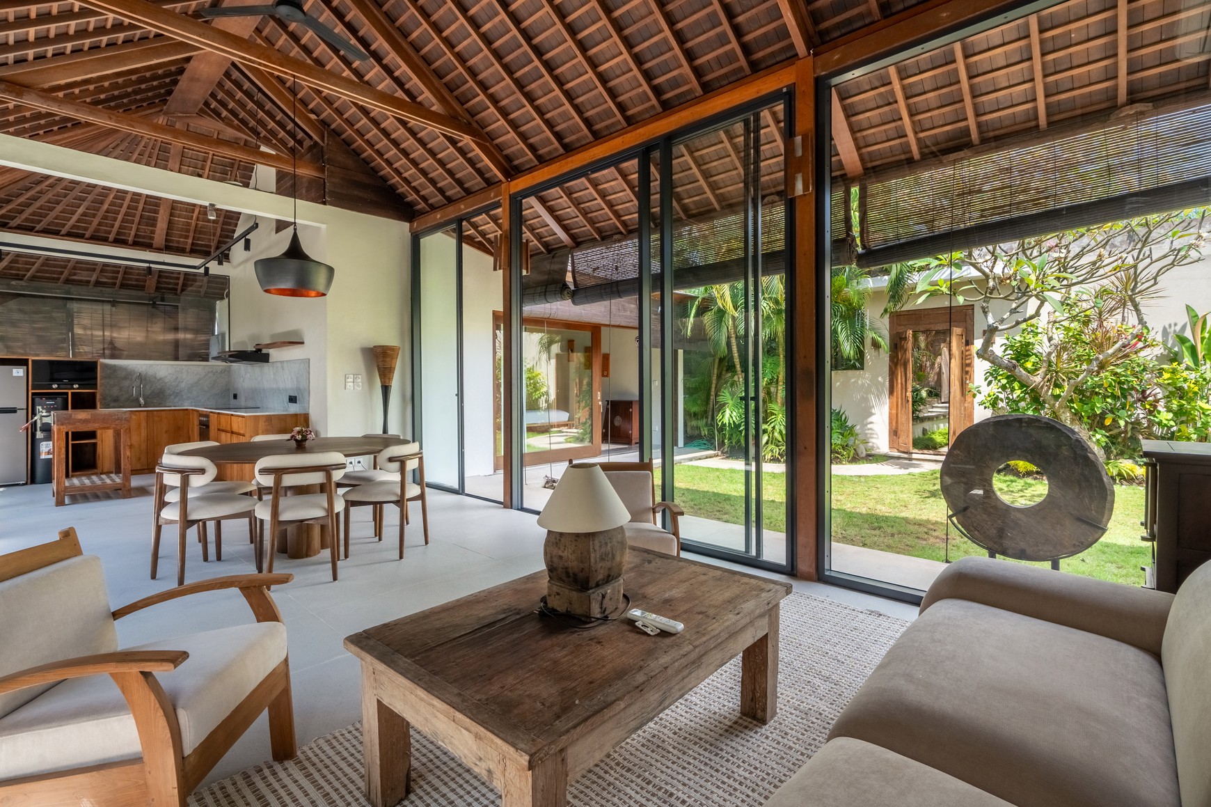 Rent yearly - Your dream property in the heart of Pererenan, one of the very last plots of land left