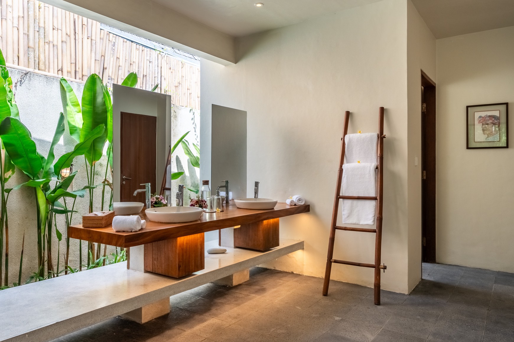 Rental yearly - Your dream property in the heart of Pererenan, one of the very last plots of land left