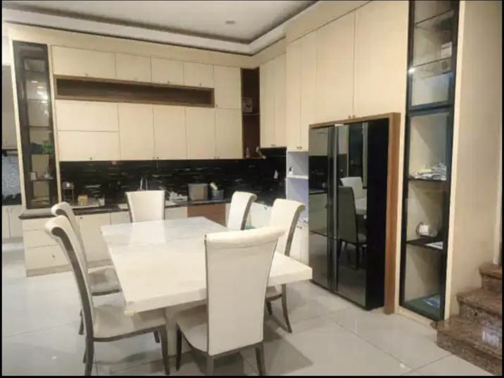 Dijual Rumah Prambanan Residence Hook Plus Private Pool + Full Furnished Dekat Citraland, Wbm, Pakuwon Mall