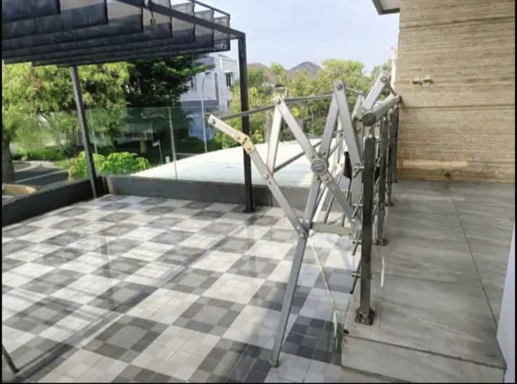 Dijual Rumah Prambanan Residence Hook Plus Private Pool + Full Furnished Dekat Citraland, Wbm, Pakuwon Mall