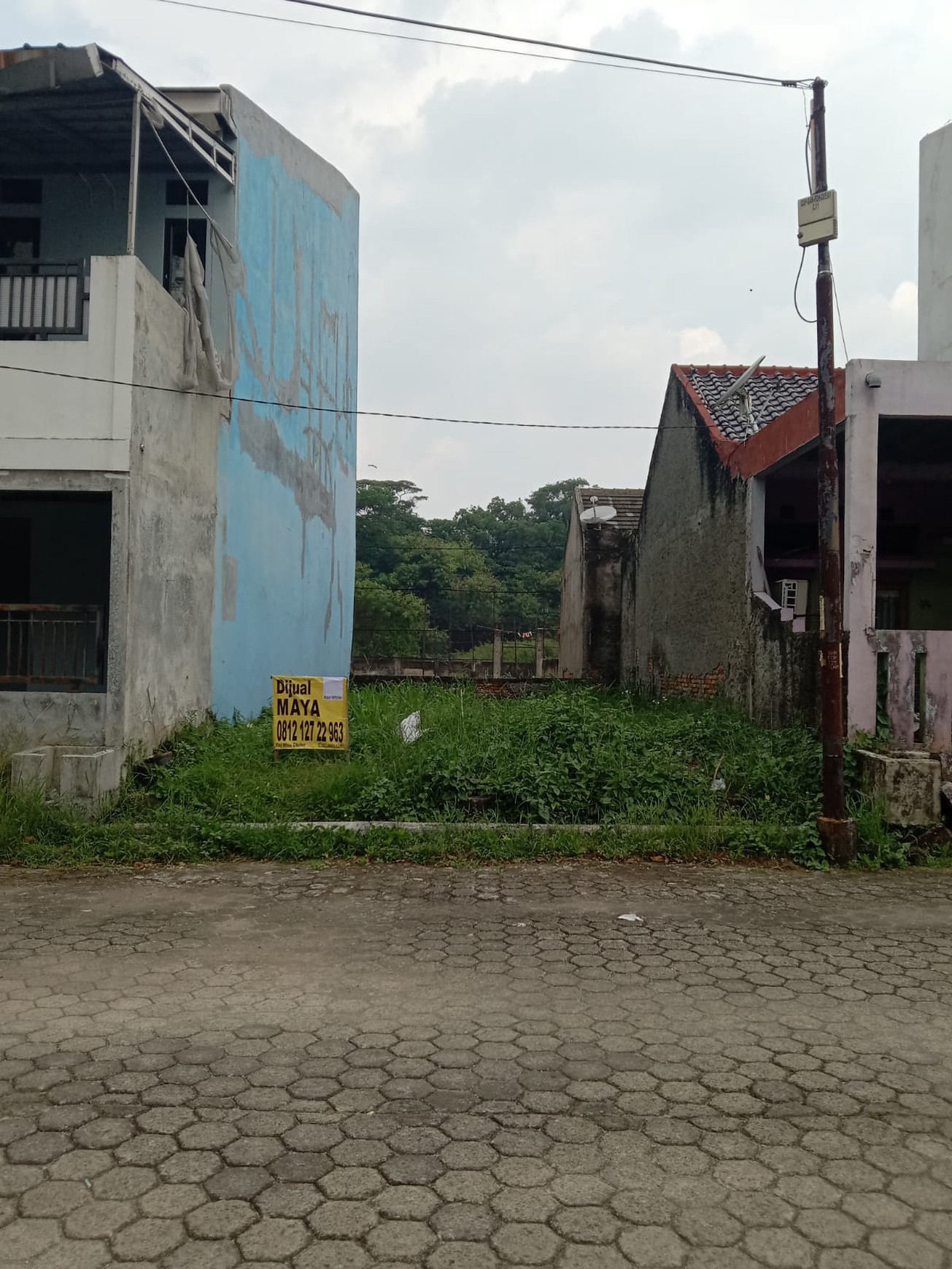 Tanah di perumahan Pura Cibubur SHM 84 m2 di Harjamukti, Depok