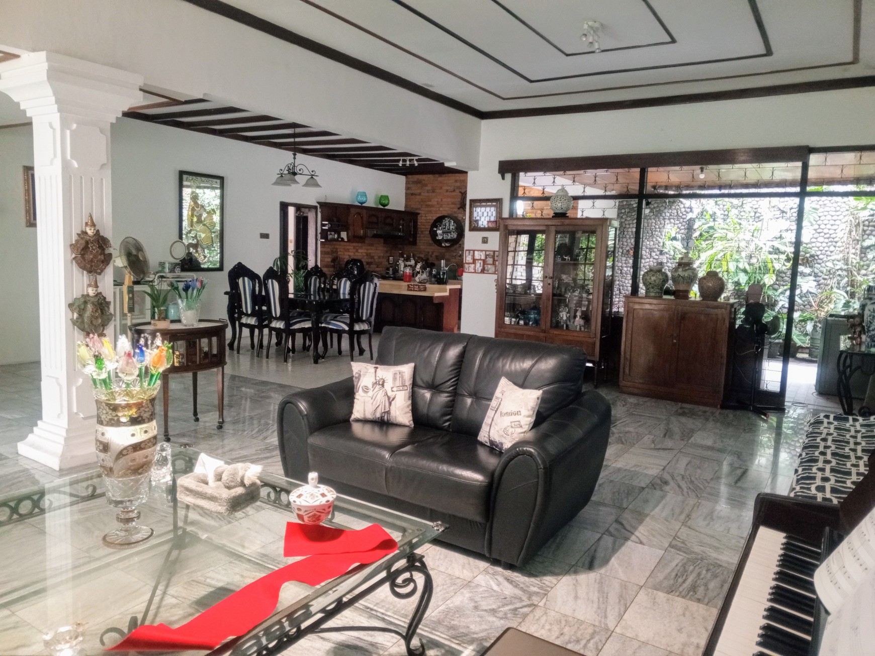 Rumah Bagus Di Jl Kesehatan, Bintaro Jakarta Selatan