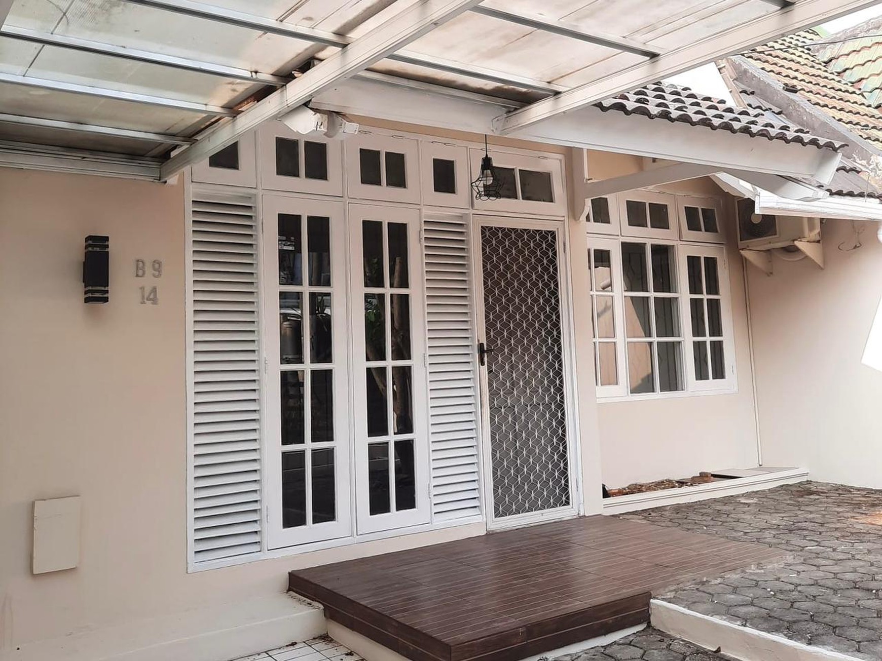 DIJUAL RUMAH MURAH SIAP HUNI DI BONA INDAH LEBAK BULUS