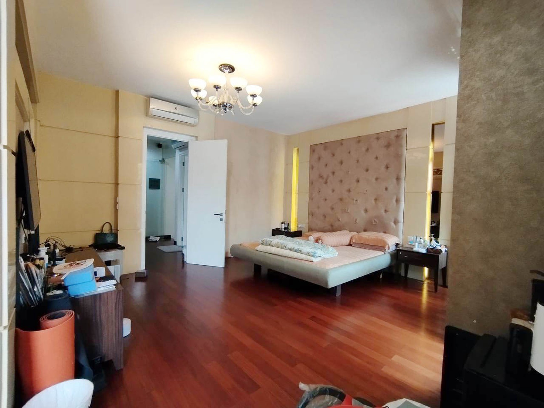 Rumah Grand Orchard Ebony, Kelapa Gading