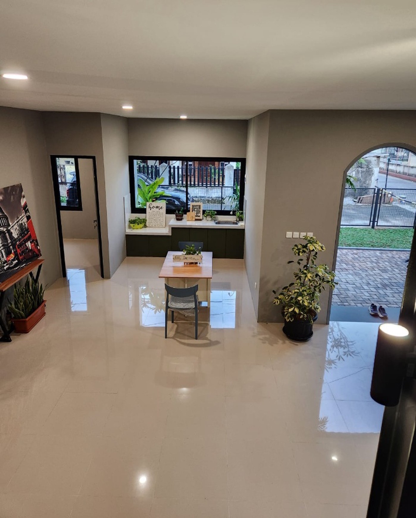 Rumah Cantik, Asri dan Nyaman, dalam Cluster Kemanan 24 Jam di Ciater 