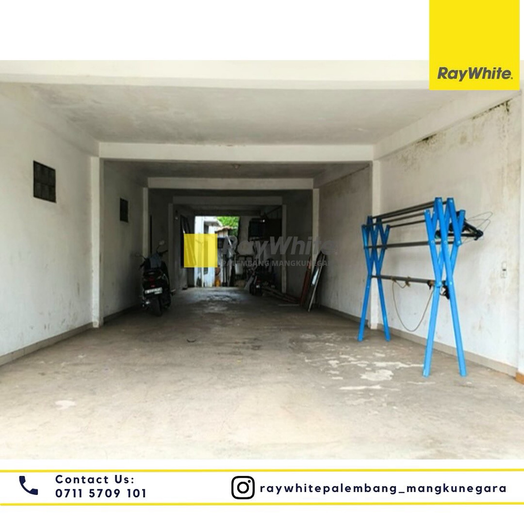 DIJUAL RUMAH FULL FURNISHER 2 LANTAI LOKASI STRATEGIS