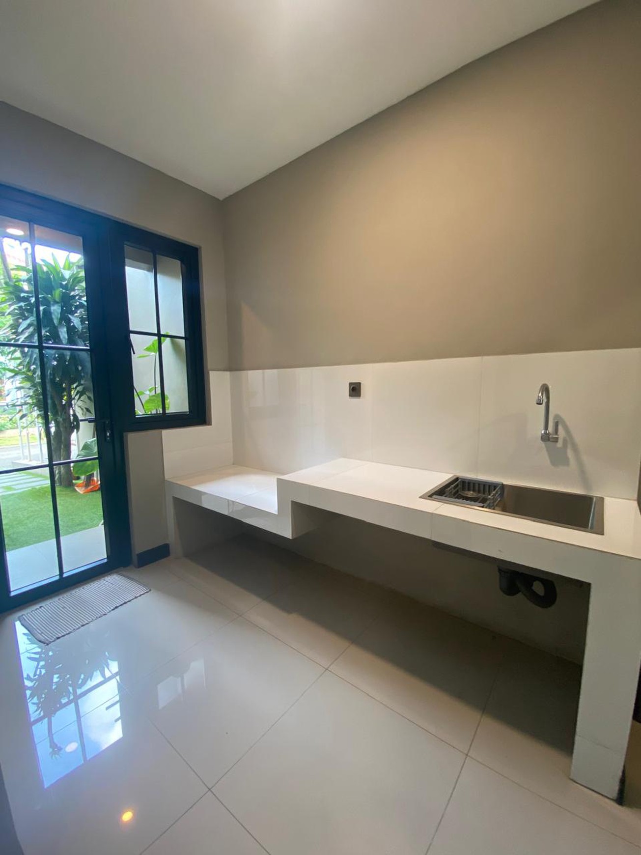 Rumah Bagus, Brand New, Cantik Siap huni di BSD