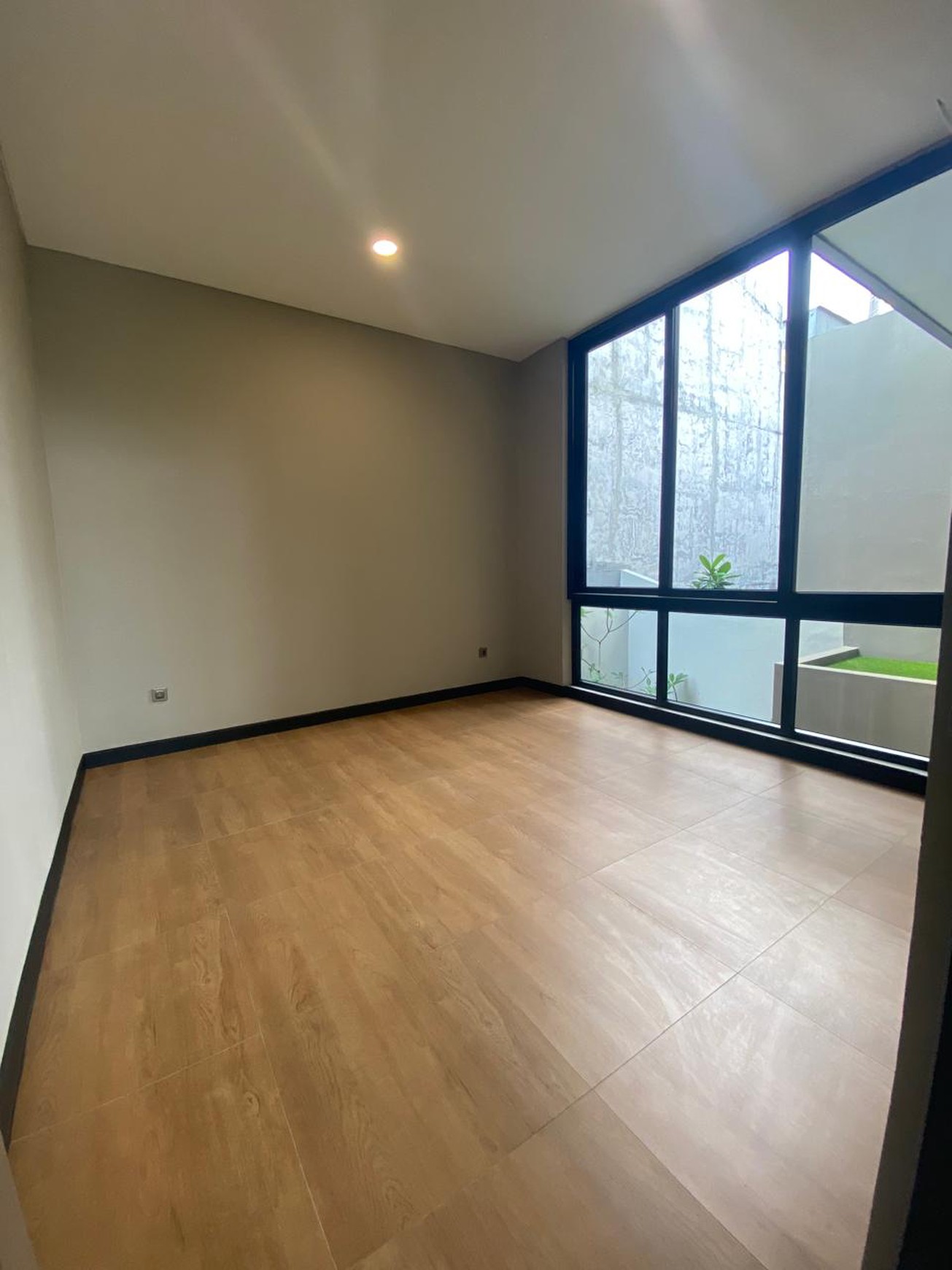 Rumah Bagus, Brand New, Cantik Siap huni di BSD