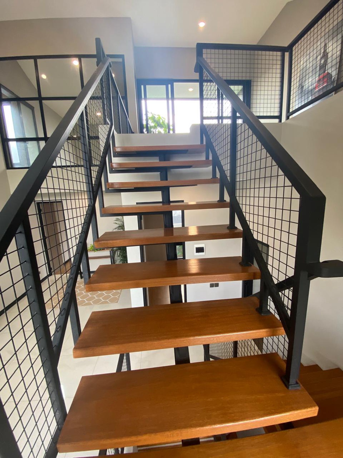 Rumah Bagus, Brand New, Cantik Siap huni di BSD