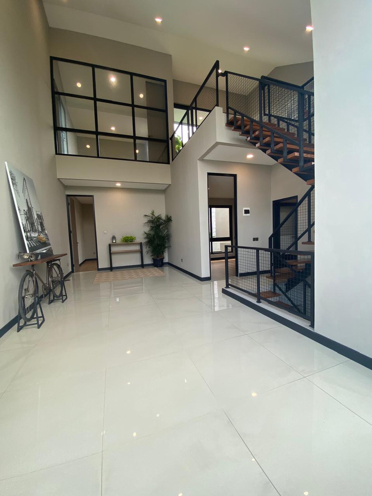 Rumah Bagus, Brand New, Cantik Siap huni di BSD