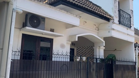Rumah Tinggal Strategis Dekat Jalan Laksda Adisucipto Caturtunggal Depok Sleman