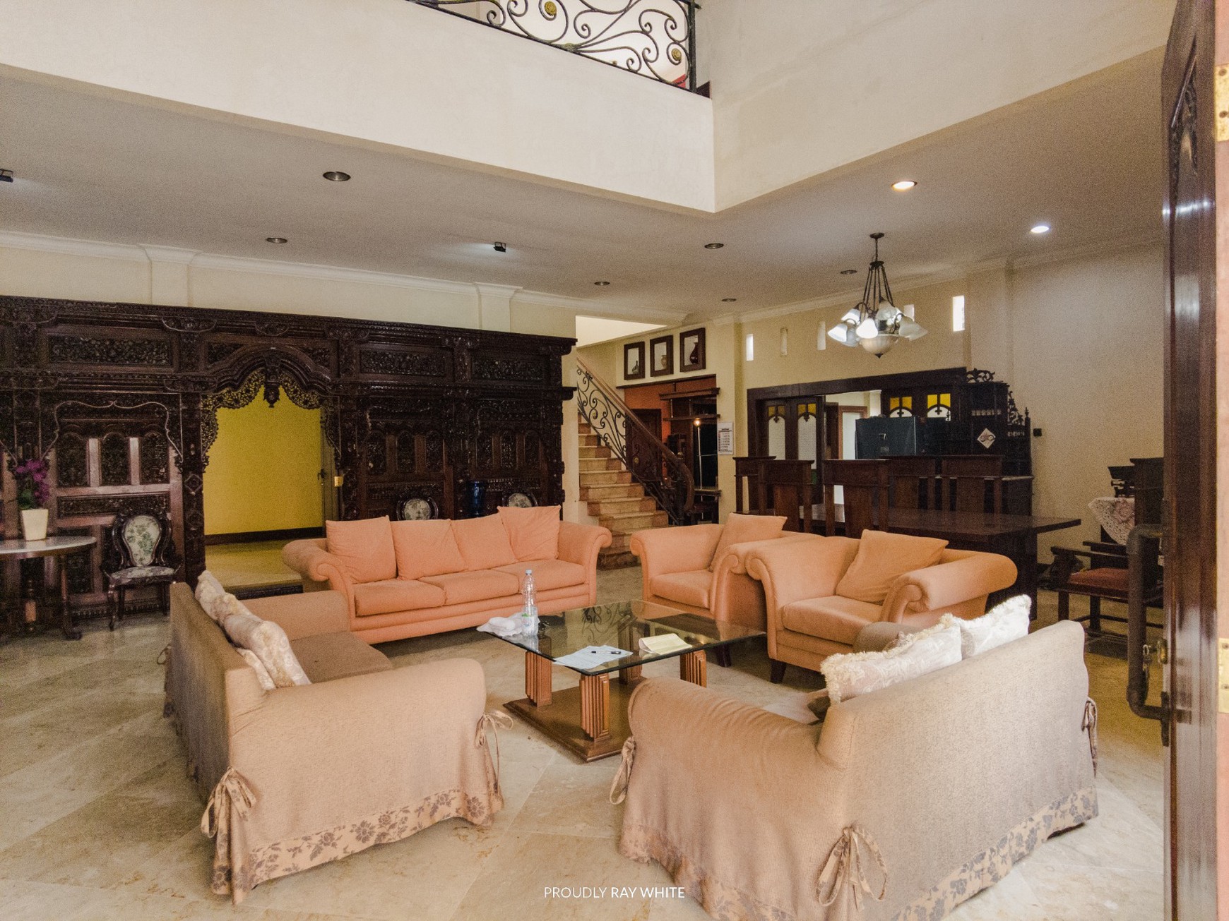 Rumah Mewah 1050 Meter Persegi Diarea Babarsari Caturtunggal, Depok, Sleman.