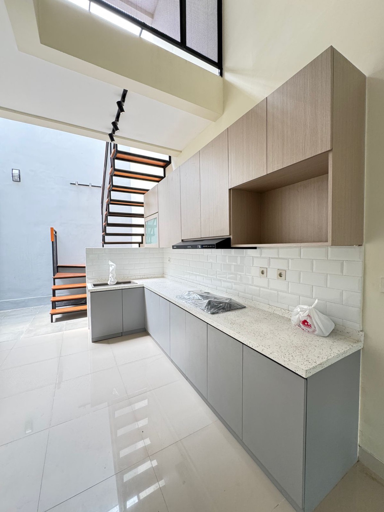 Rumah Kencana Loka, Bsd City