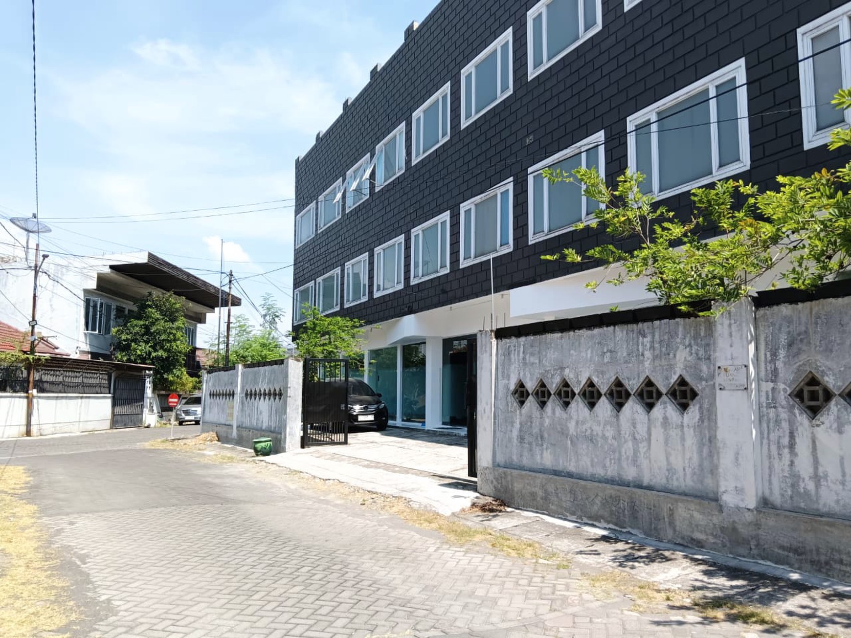 Dijual  Putat Office Building  Total 48 Ruang Usaha  Lokasi Putat Indah Timur Surabaya
