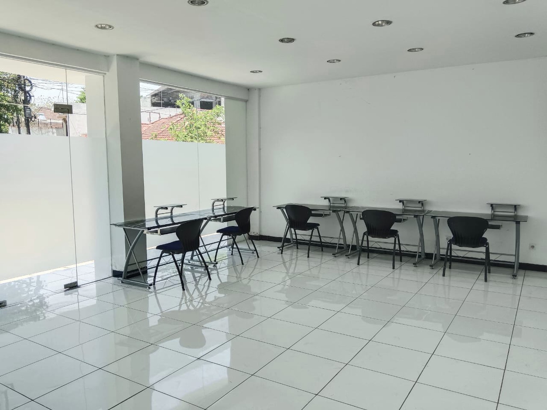 Dijual  Putat Office Building  Total 48 Ruang Usaha  Lokasi Putat Indah Timur Surabaya