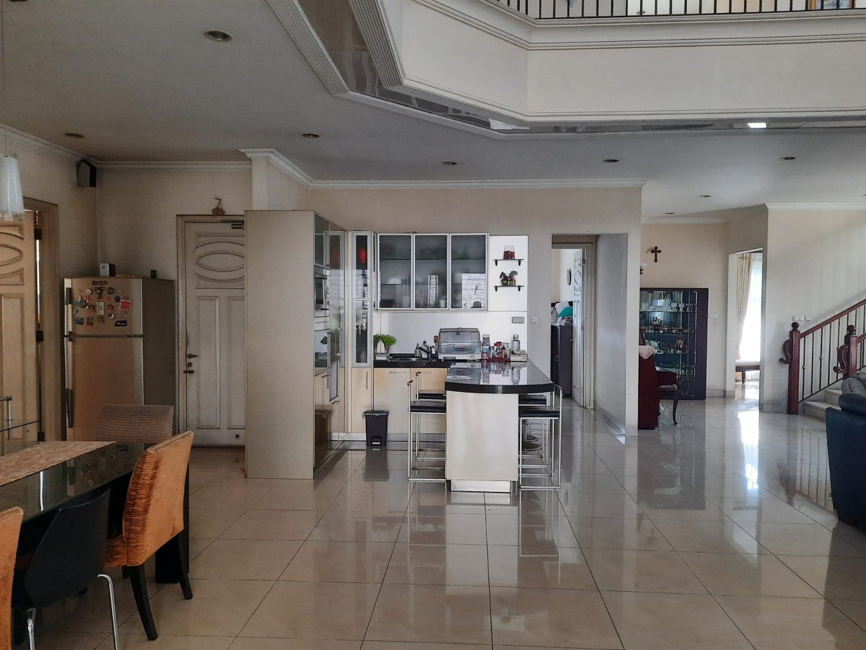 Rumah Mewah di Pondok Indah, Akses Dekat Cilandak Kebayoran Baru 