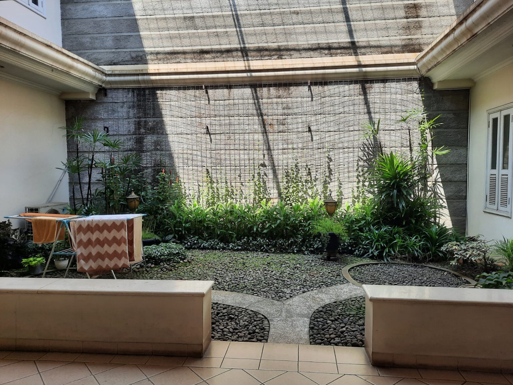 Rumah Mewah di Pondok Indah, Akses Dekat Cilandak Kebayoran Baru 