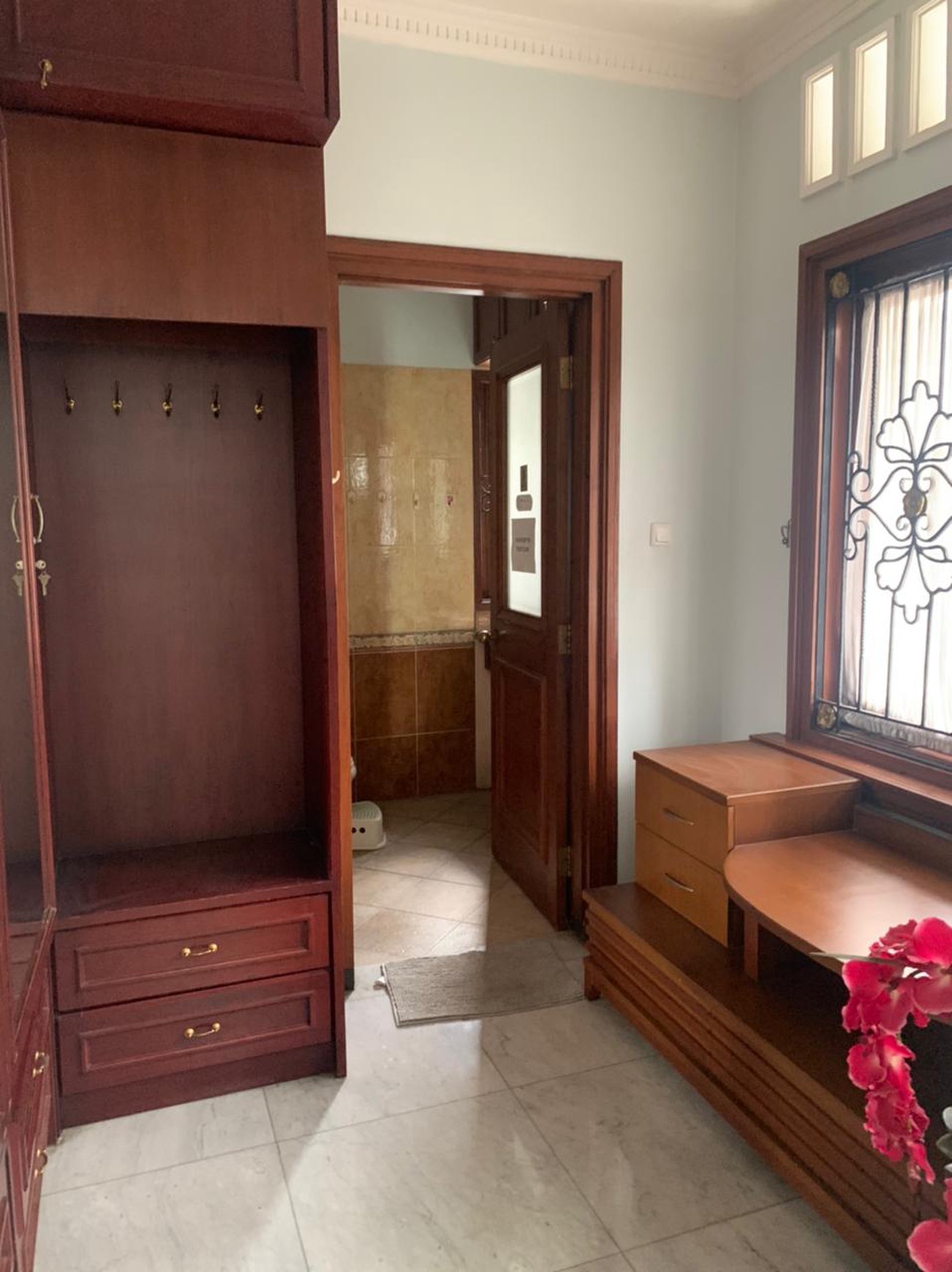Rumah di jalan Anyer, Menteng, Jakarta pusat