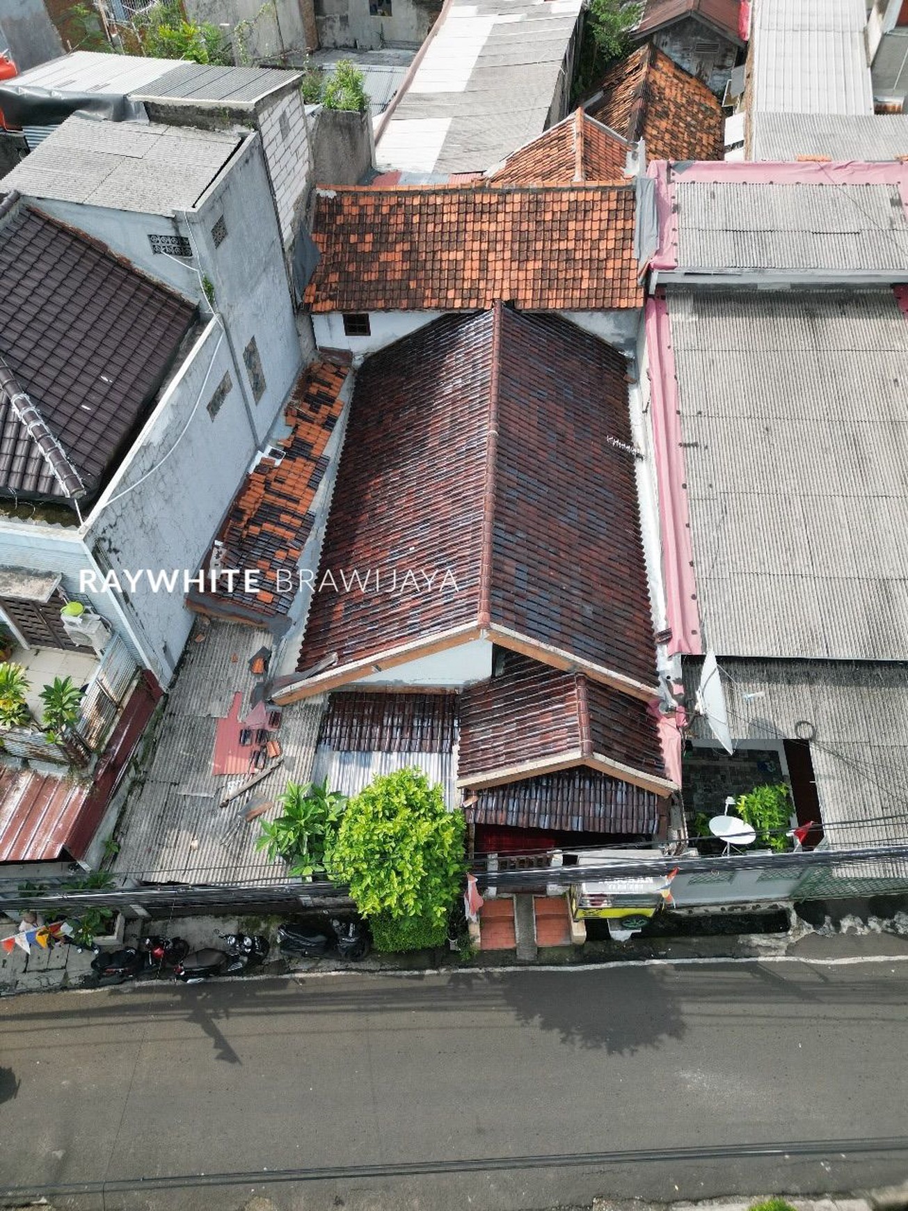 Rumah Lama Hitung Tanah Area Cipete Utara