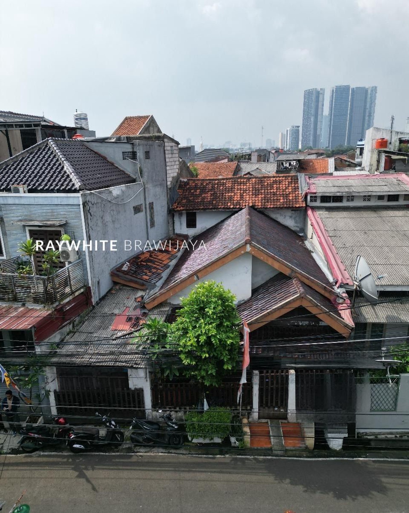 Rumah Lama Hitung Tanah Area Cipete Utara