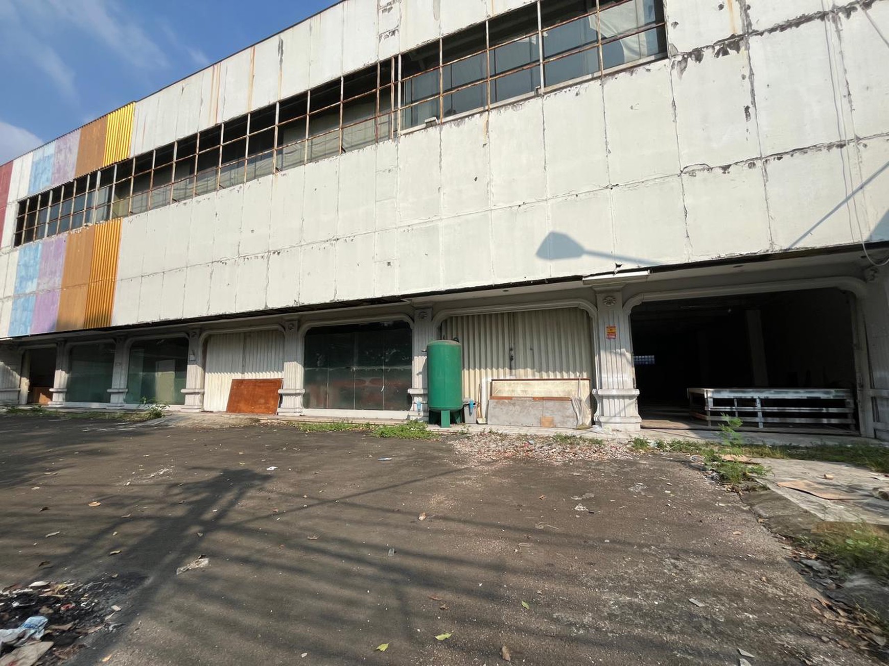 Disewakan Ruko Gandeng 7 di JL. Perintis kemerdekaan, Babakan - Cikokol Tangerang (Depan Taman Gajah Tunggal)