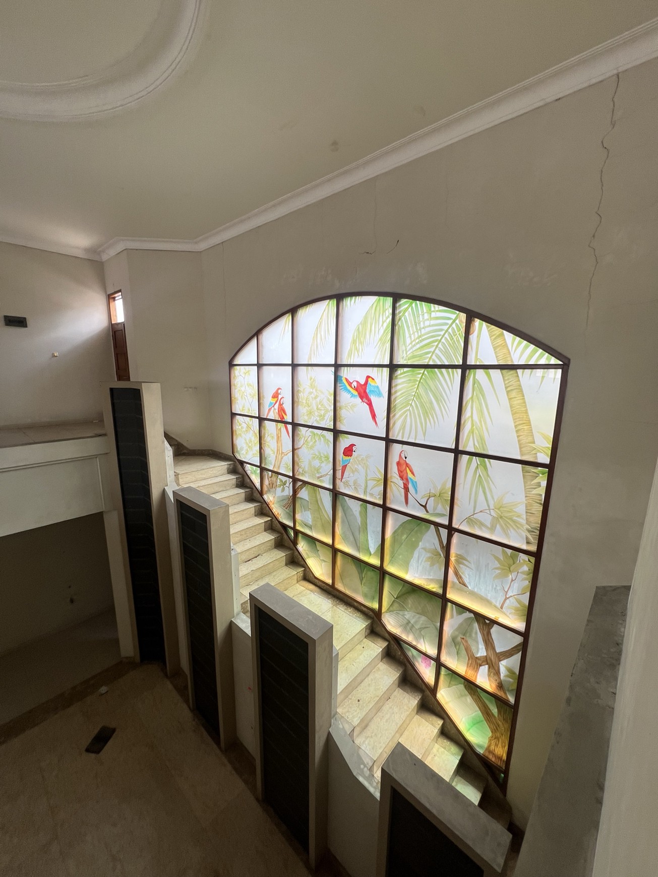 Rumah Mewah Murah Siap Pakai Mainroad Supratman Kota Bandung