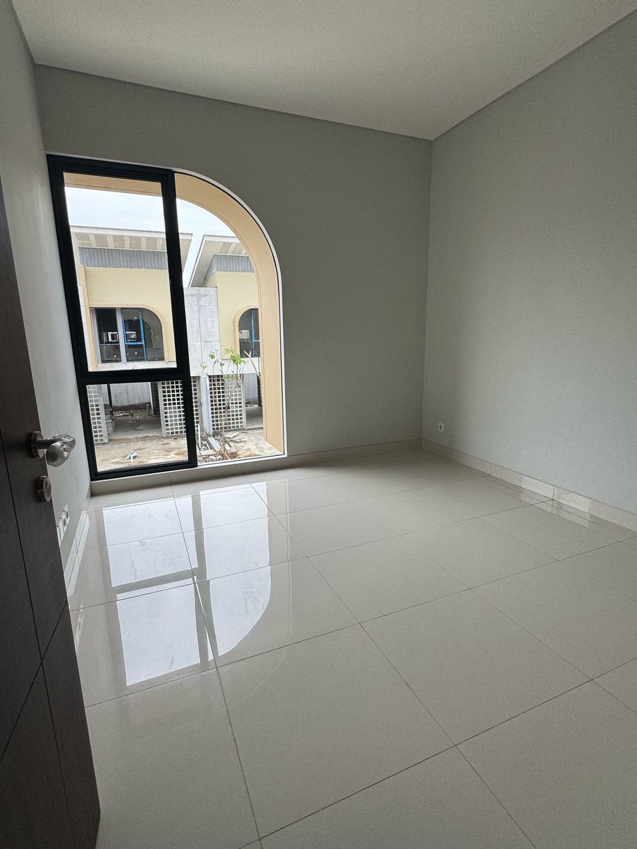 Rumah Siap Huni di Podomoro Park