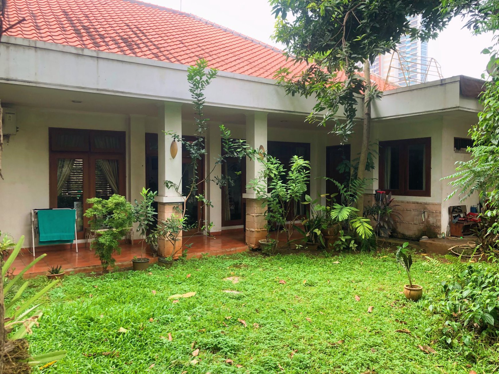 RUMAH DIJUAL JALAN KEMANG JAKARTA SELATAN