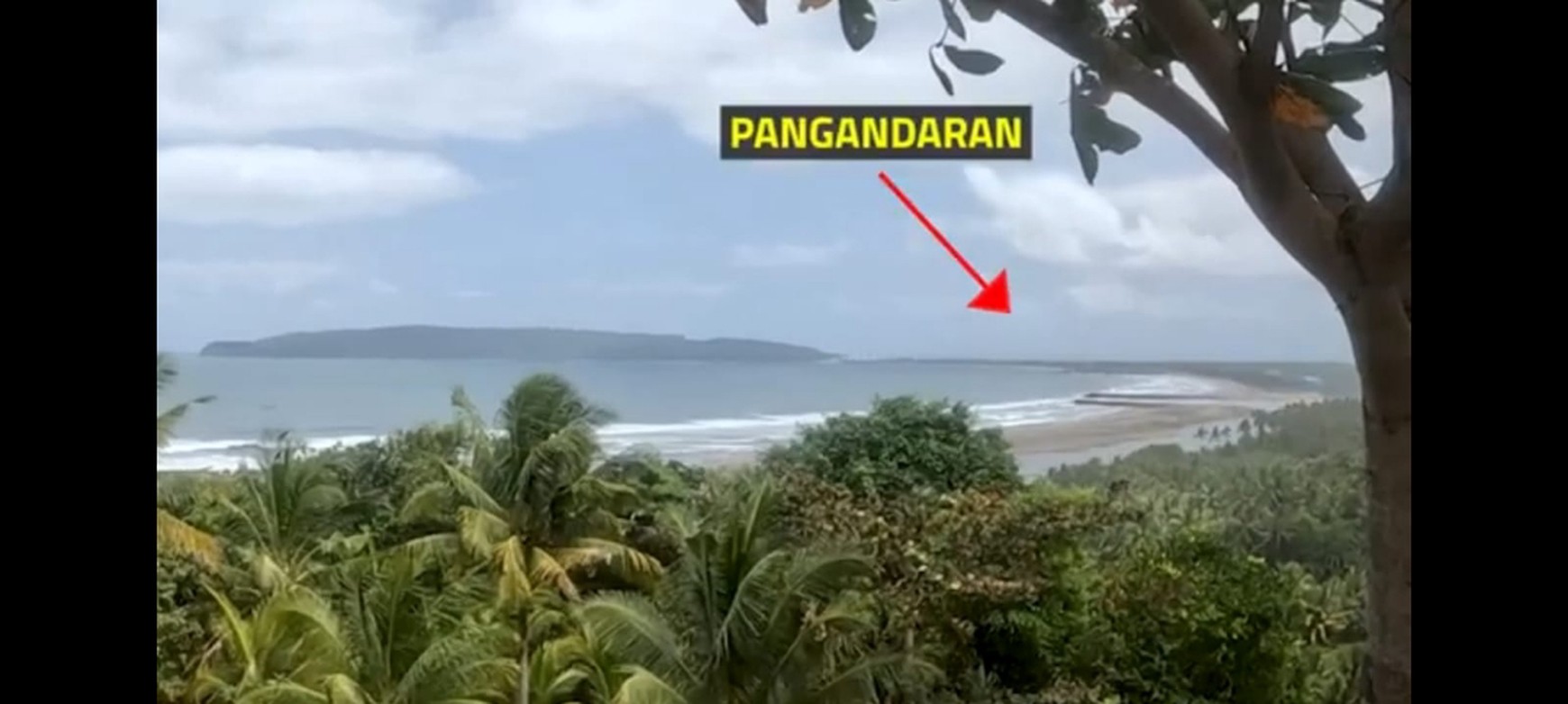 VILA DENGAN VIEW PANTAI