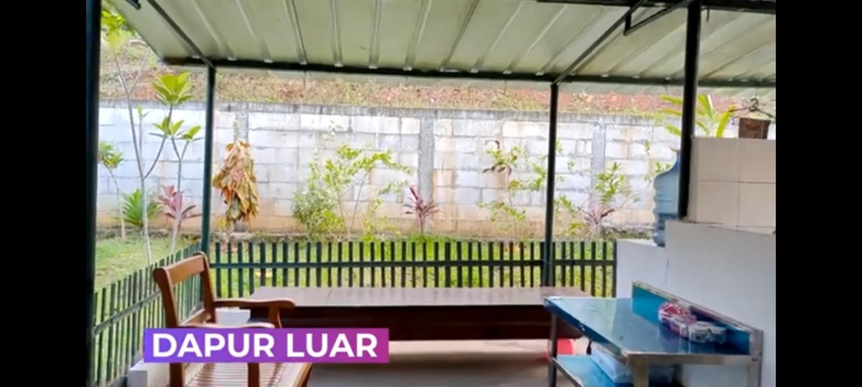 VILA DENGAN VIEW PANTAI
