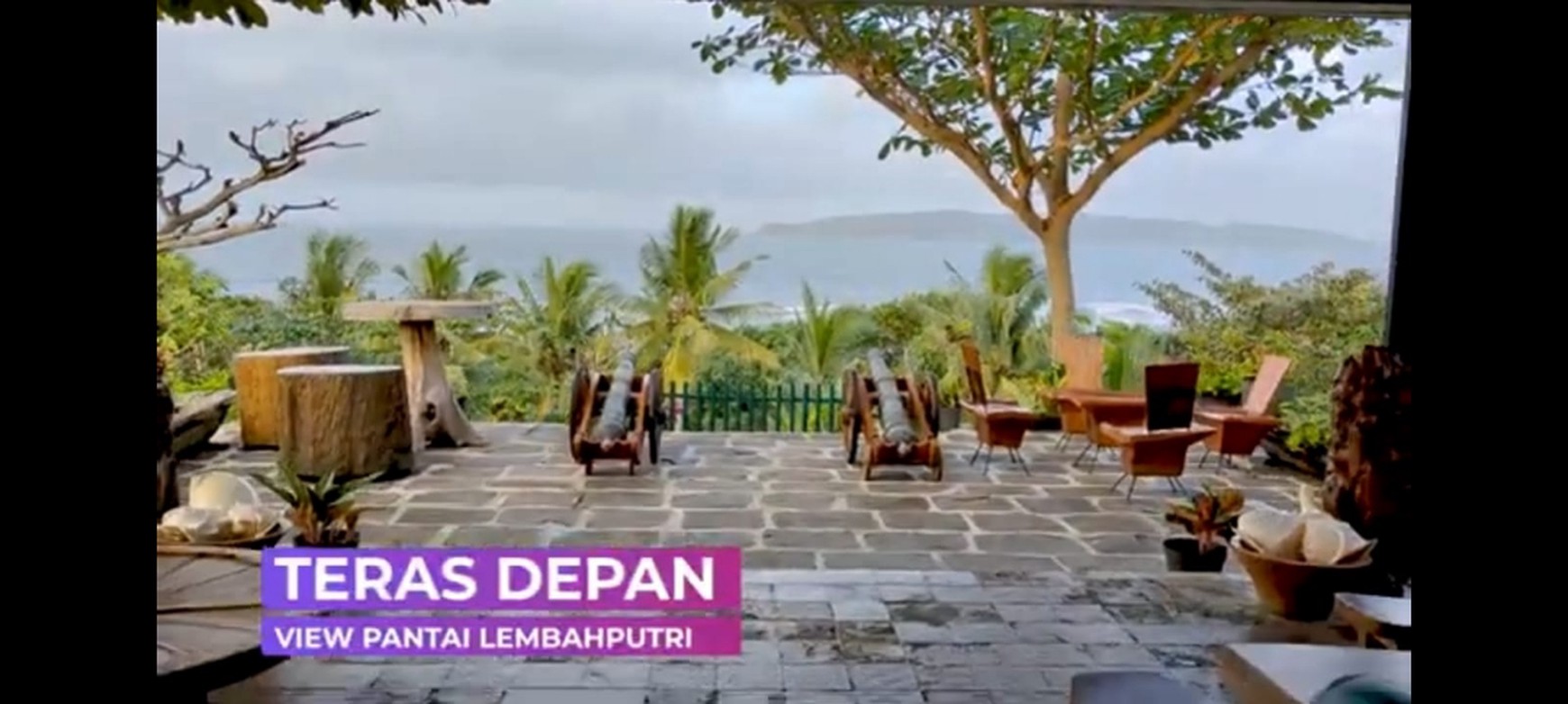 VILA DENGAN VIEW PANTAI