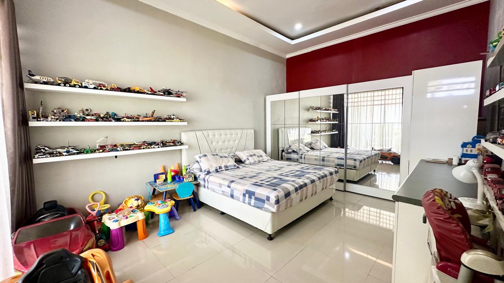 Rumah Bergaya Minimalis Modern Lokasi Tengah Kota Temanggung, Jawa Tengah