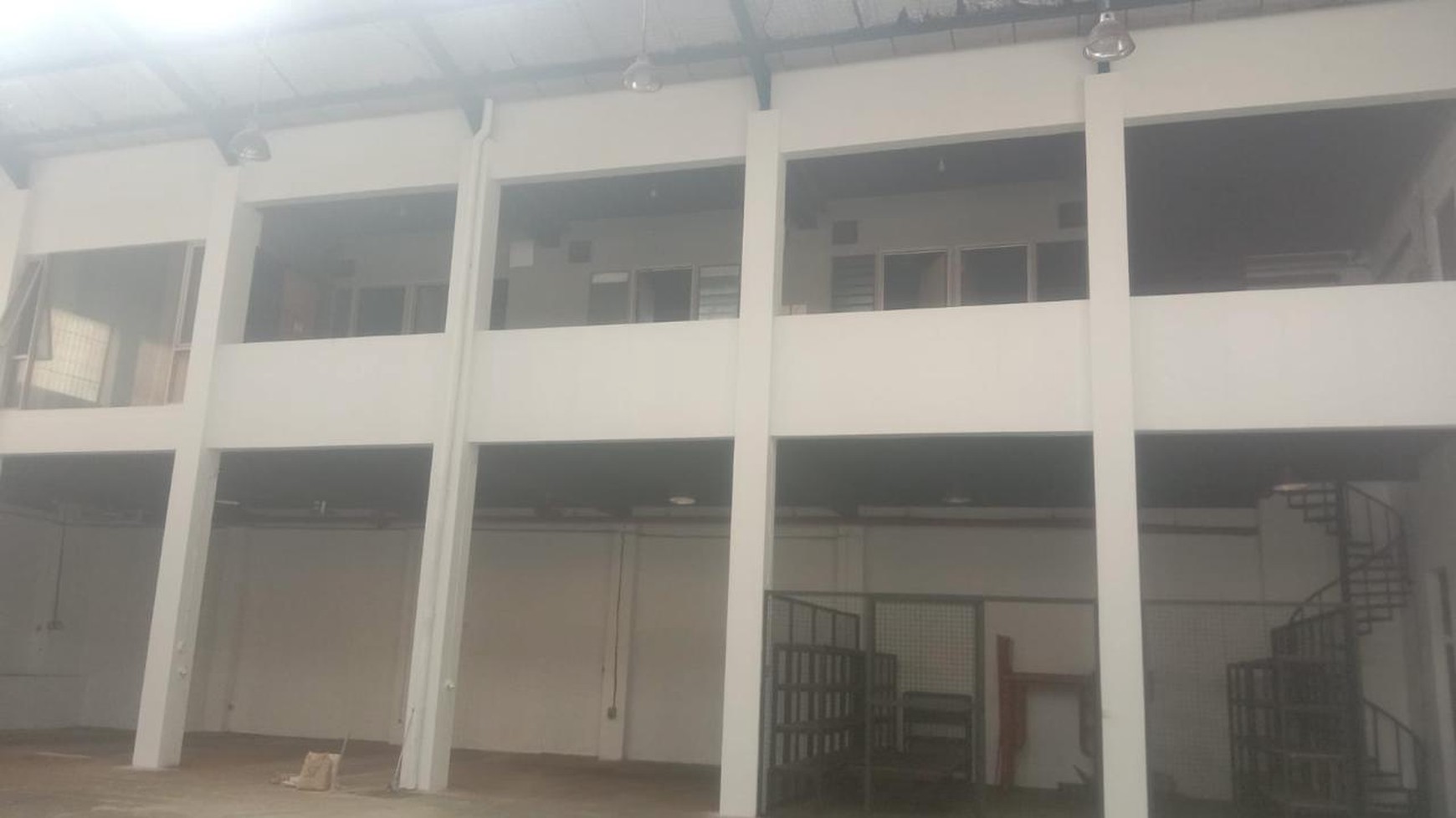 For rent Lahan dan bangunan dekat pintu tol pondok pinang