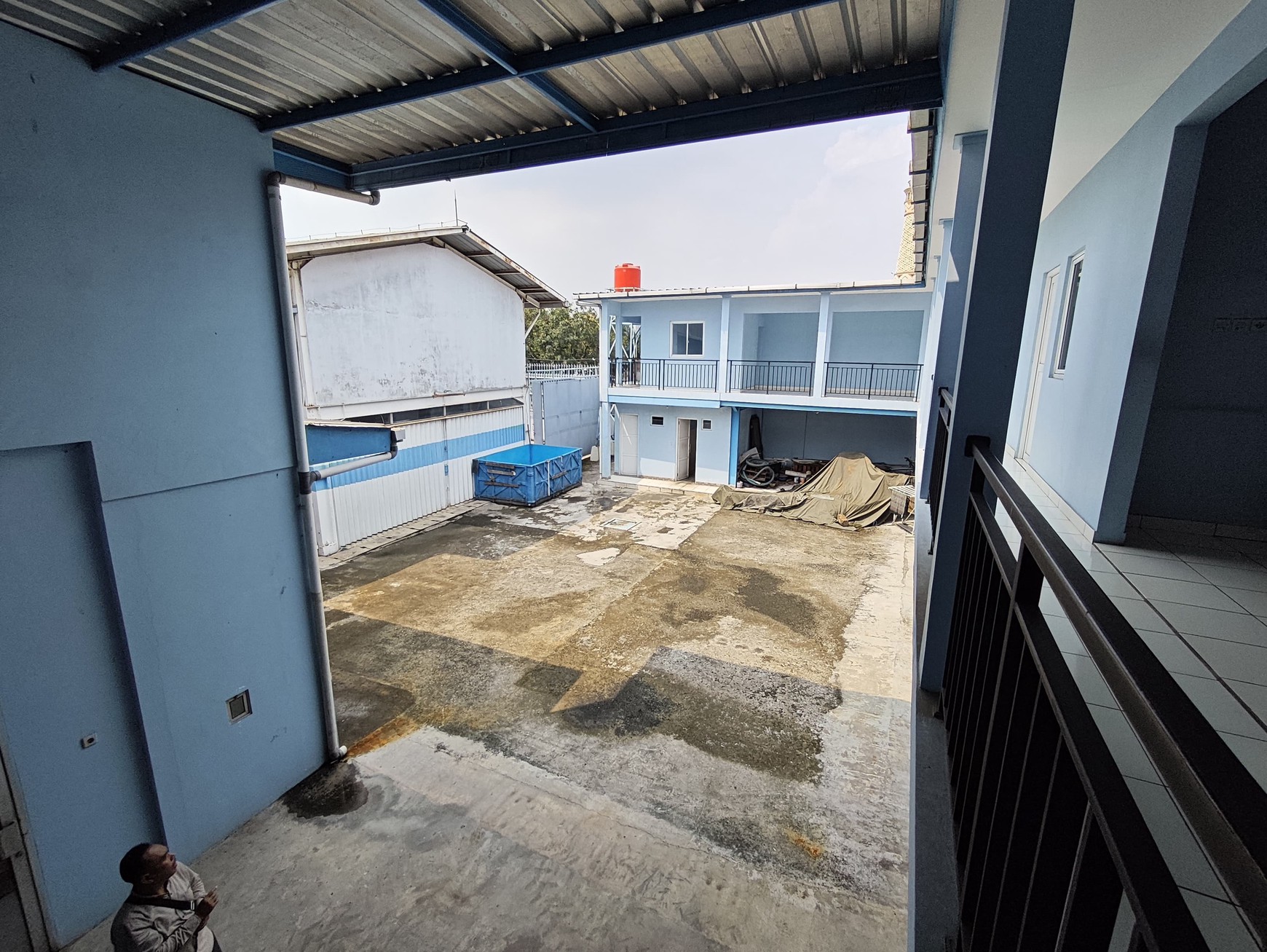 Gudang Siap Pakai Di Jl KH Hasyim Ashari Cipondoh Kota Tangerang