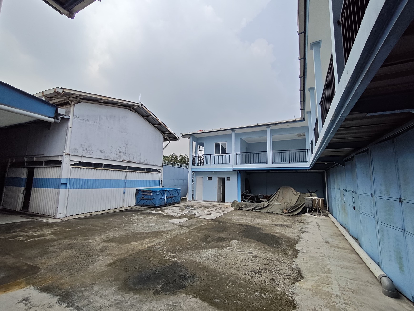 Gudang Siap Pakai Di Jl KH Hasyim Ashari Cipondoh Kota Tangerang
