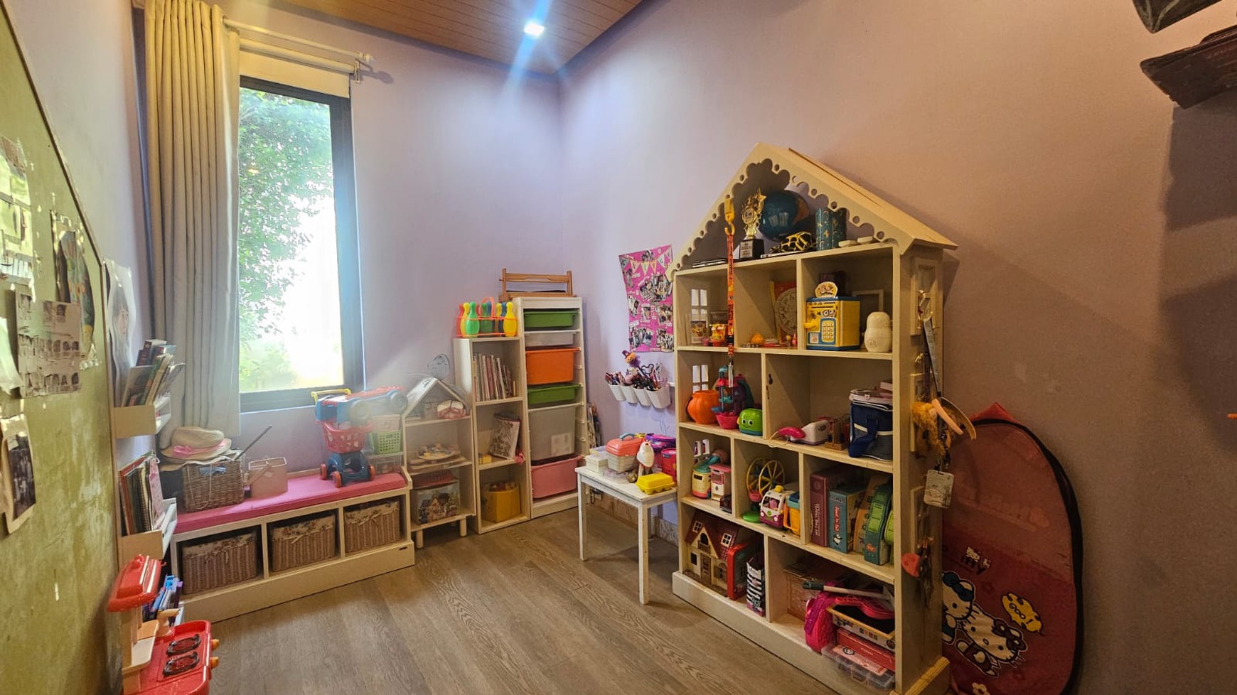 Ampera kemang rumah 3 lantai dekat tb simatupang fasum swimpool