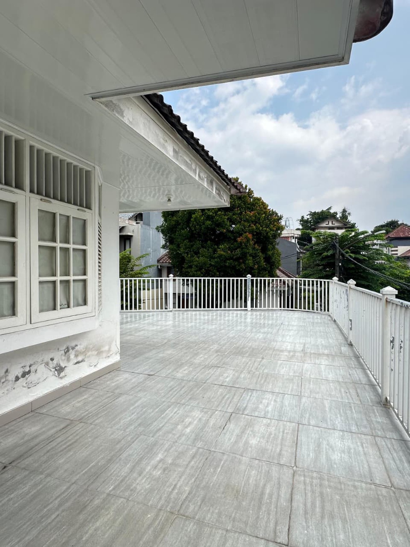 Rumah 2 lantai Di Bintaro Jaya Sektor 9
