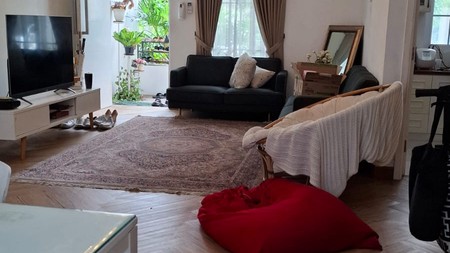 Rumah Bagus Di Discovery Eola Bintaro Jaya Sektor 9