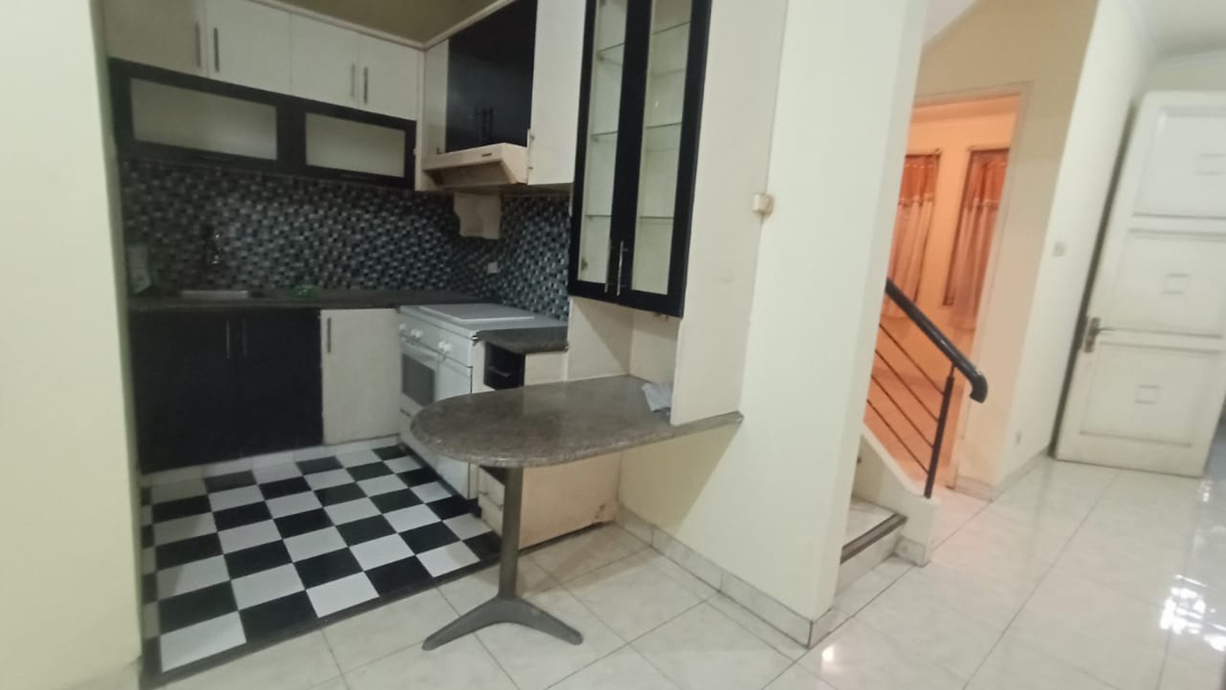 Rumah Cluster 2 lt Furnish di Harapan Indah Bekasi