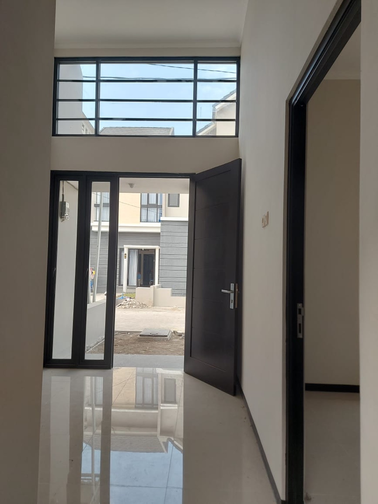 Rumah murah selatan surabaya terdekat dengan Merr Termurah